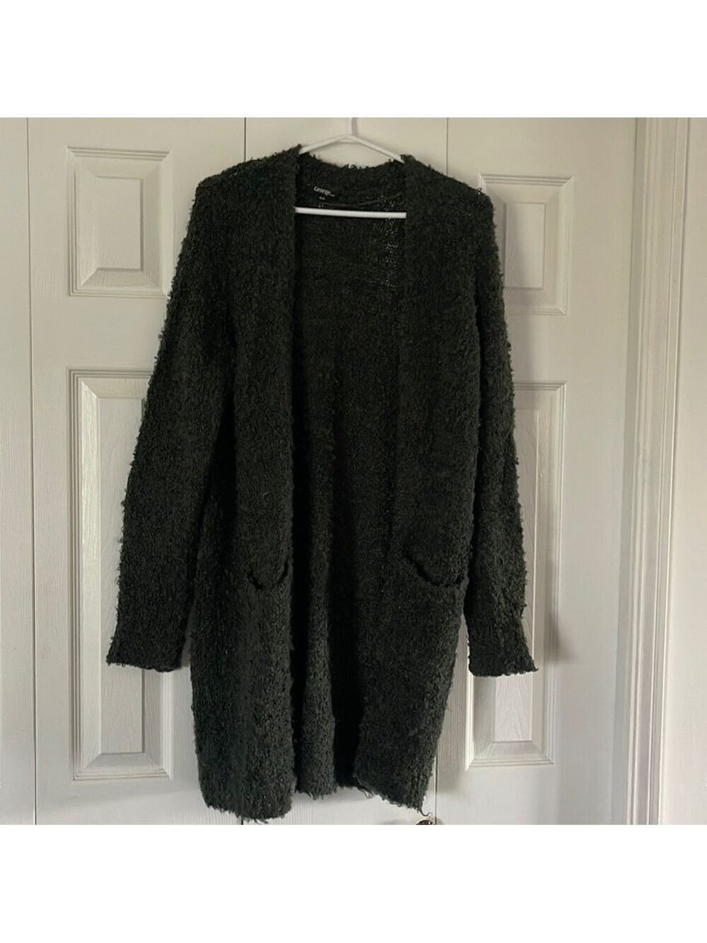 George Sweater Size M 🥰🥰